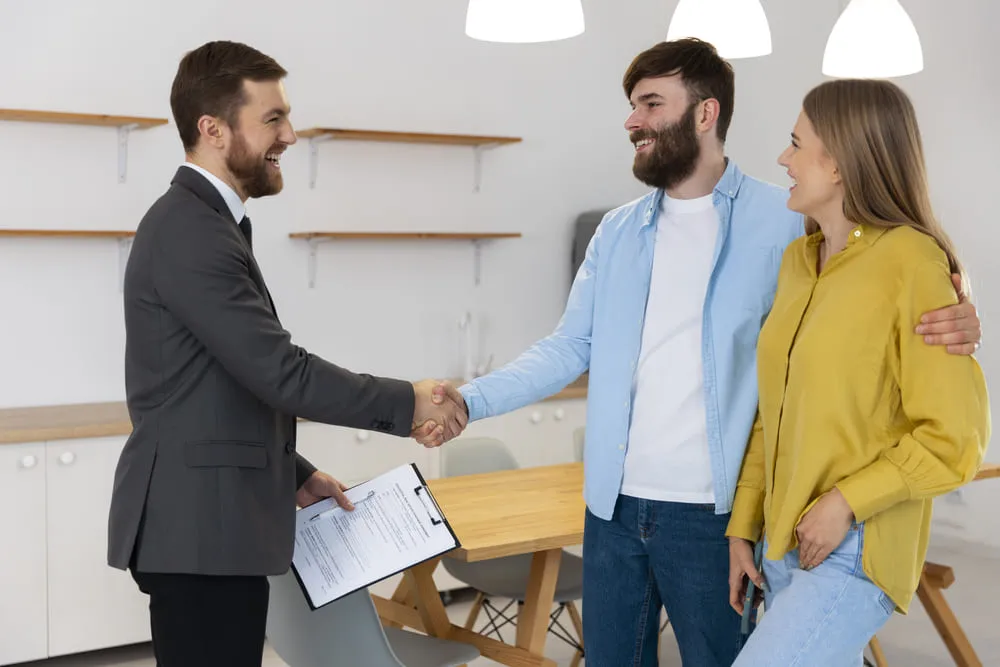 Продажба на недвижим имот от фирма - Продажба на имот - Генади Инвест